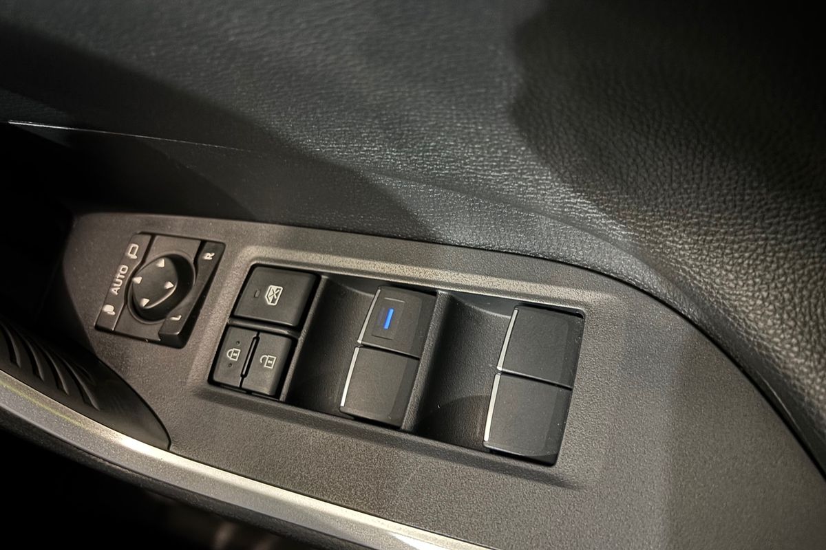 2021 Toyota RAV4 Cruiser AXAH52R