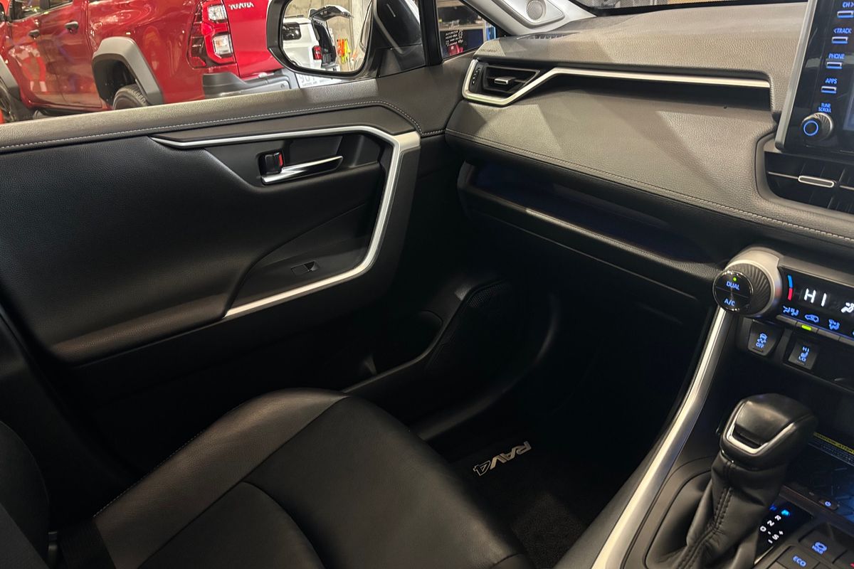 2021 Toyota RAV4 Cruiser AXAH52R
