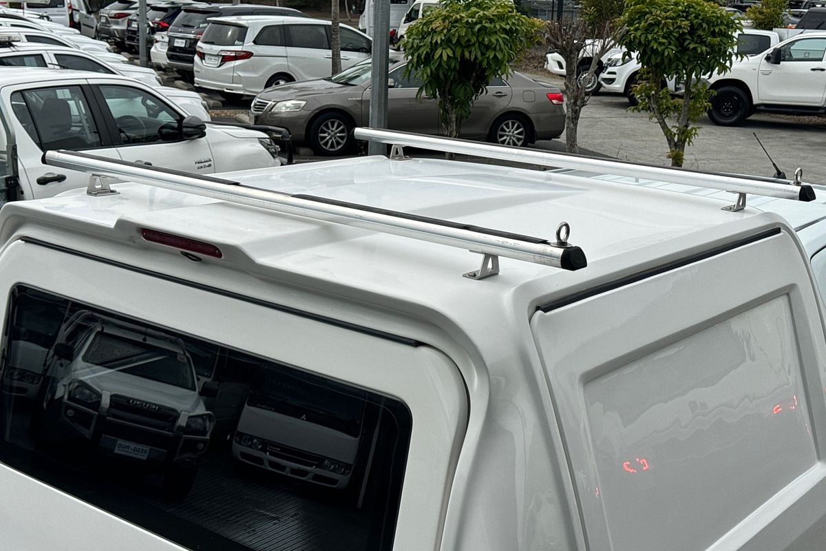 2018 Isuzu D-MAX SX  4X4