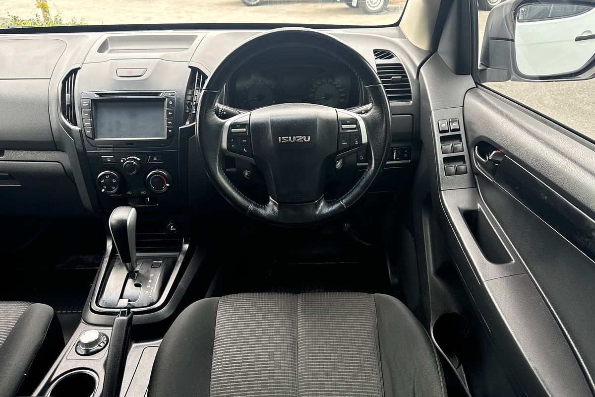 2018 Isuzu D-MAX SX  4X4