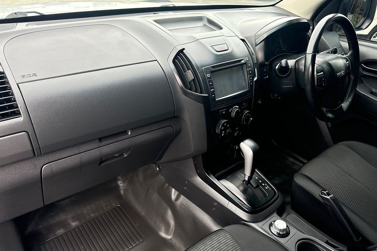 2018 Isuzu D-MAX SX  4X4