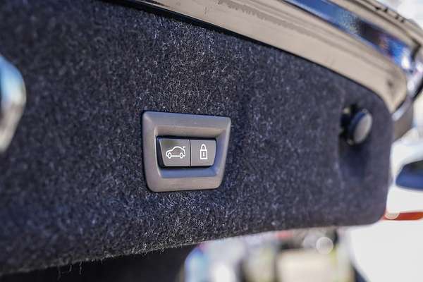 2023 BMW 3 Series 330i M Sport G20 LCI