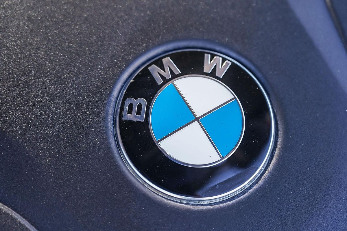 2023 BMW 3 Series 330i M Sport G20 LCI