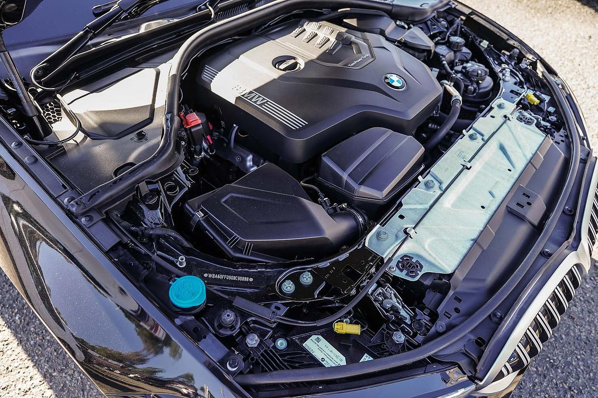 2023 BMW 3 Series 330i M Sport G20 LCI