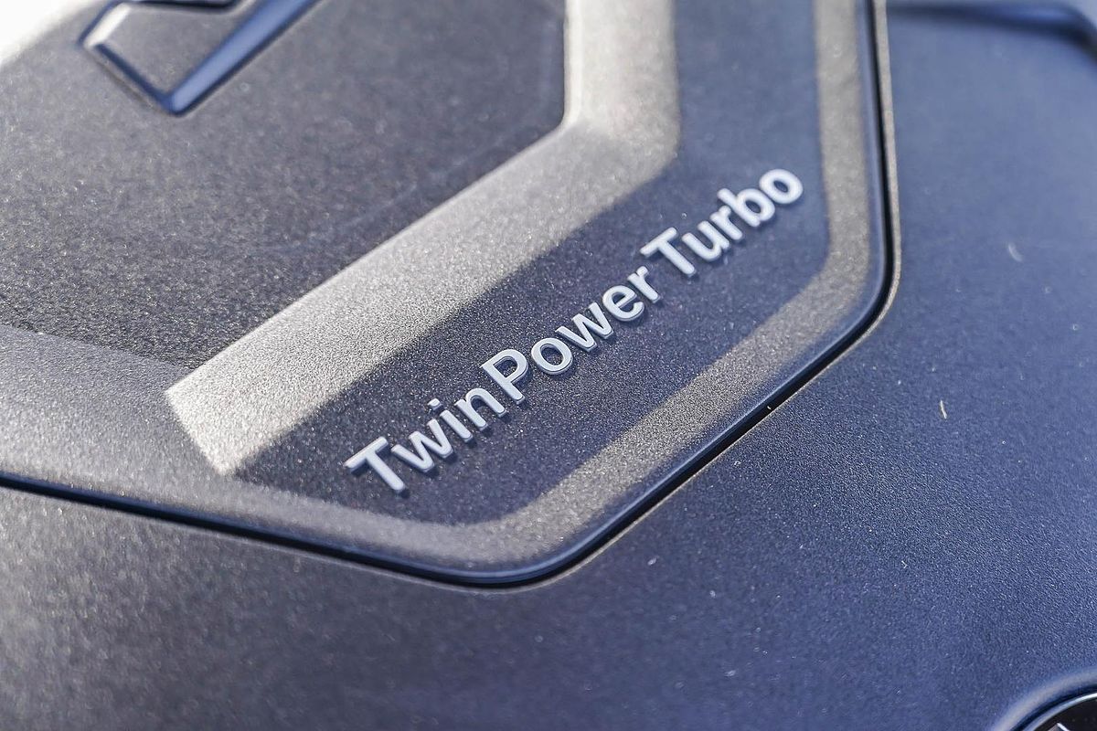2023 BMW 3 Series 330i M Sport G20 LCI