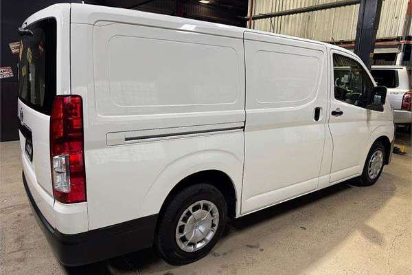 2020 Toyota Hiace  GDH300R LWB