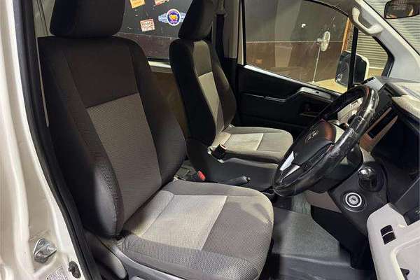 2020 Toyota Hiace  GDH300R LWB
