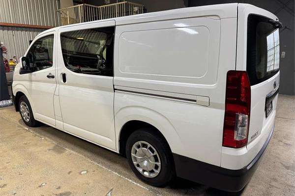 2020 Toyota Hiace  GDH300R LWB