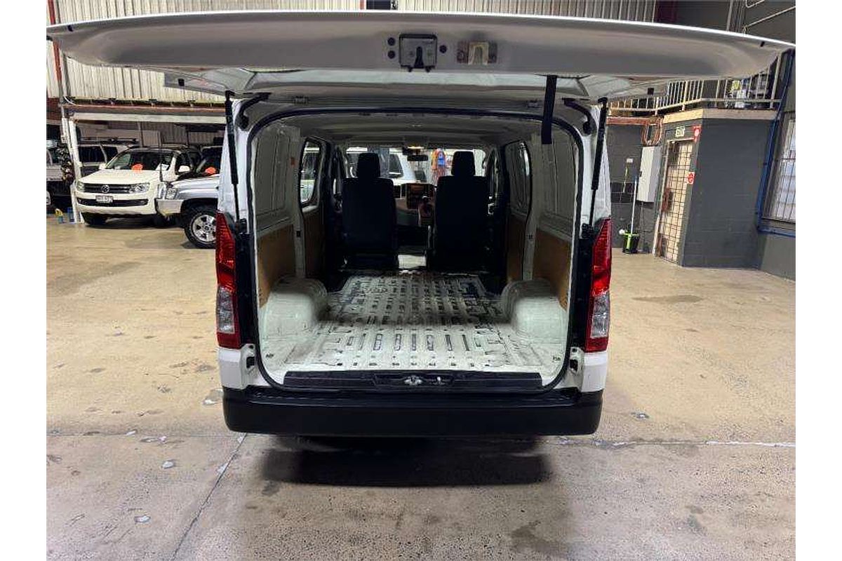 2020 Toyota Hiace  GDH300R LWB