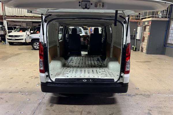 2020 Toyota Hiace  GDH300R LWB