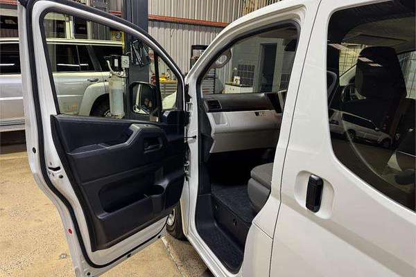 2020 Toyota Hiace  GDH300R LWB