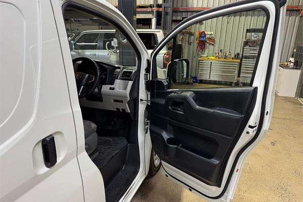 2020 Toyota Hiace  GDH300R LWB