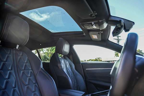 2022 Peugeot 508 GT R8