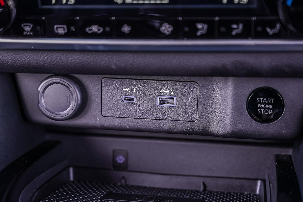 2024 Nissan X-TRAIL ST-L T33