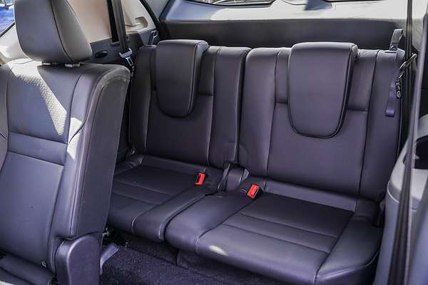 2024 Nissan X-TRAIL ST-L T33