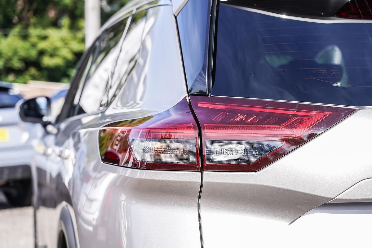 2024 Nissan X-TRAIL ST-L T33