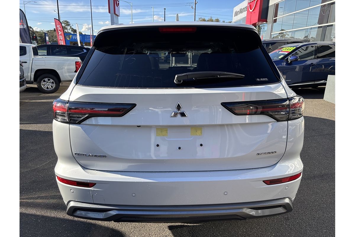 2025 Mitsubishi Outlander Exceed ZM