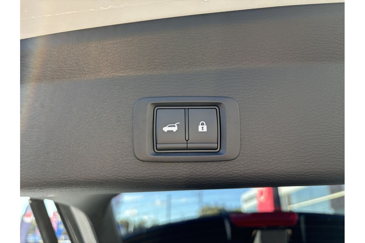 2025 Mitsubishi Outlander Exceed ZM