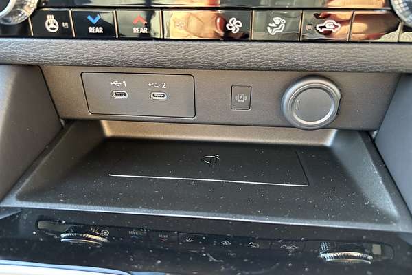 2025 Mitsubishi Outlander Exceed ZM