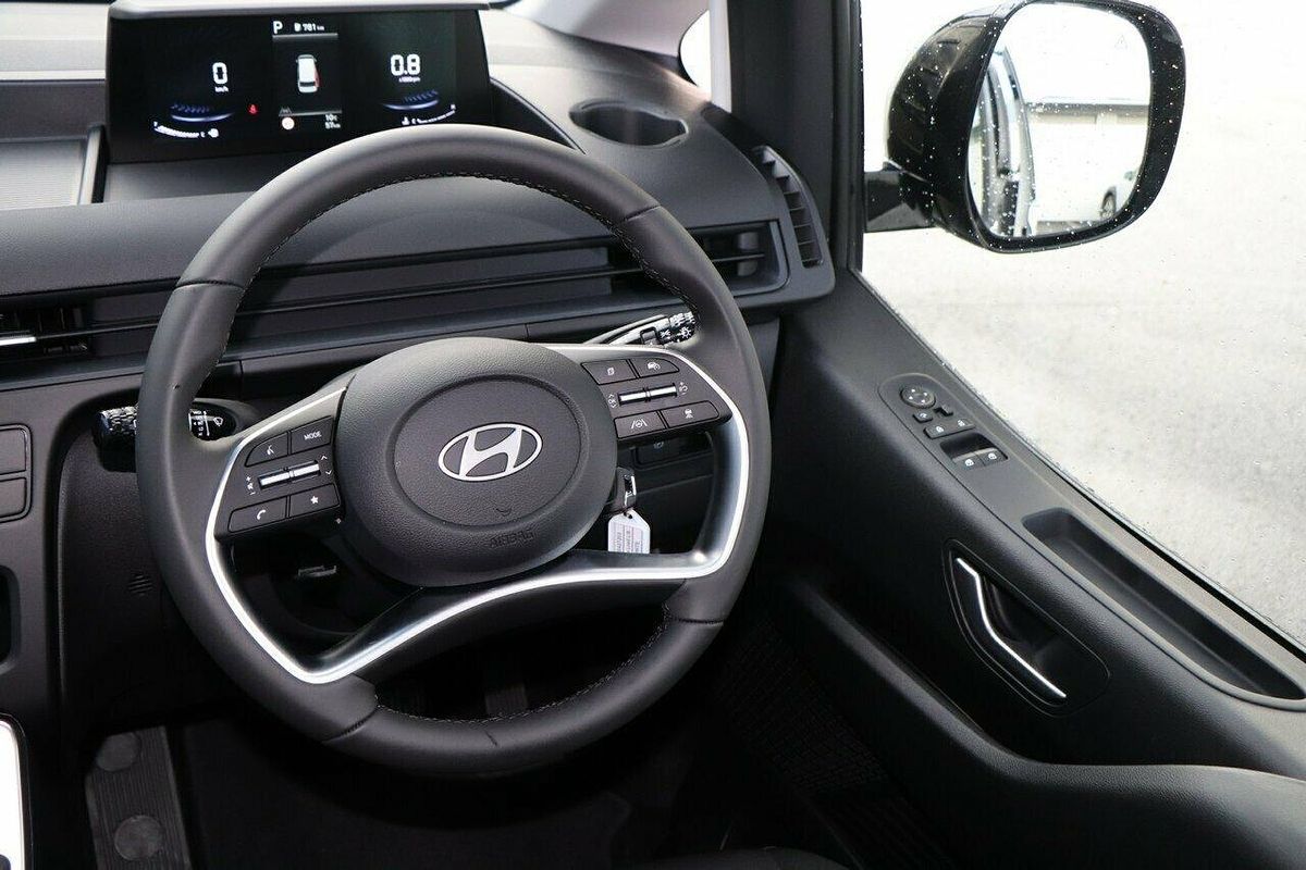 2025 Hyundai STARIA LOAD US4.V3