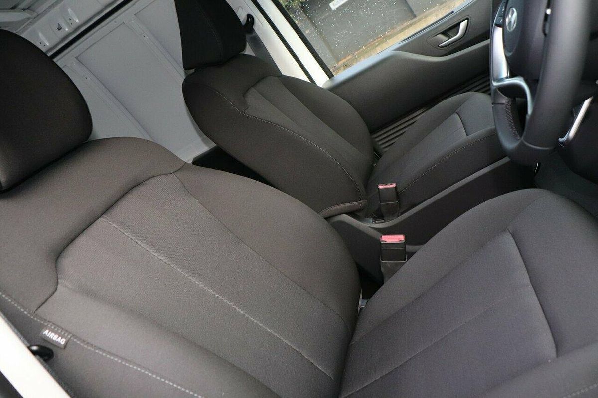 2025 Hyundai STARIA LOAD US4.V3