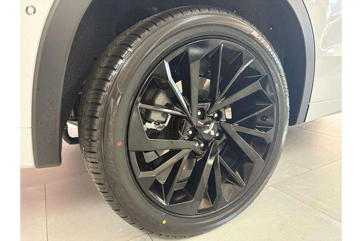 2025 Mitsubishi Outlander PHEV GSR ZM