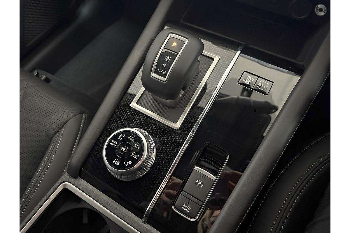 2025 Mitsubishi Outlander PHEV GSR ZM