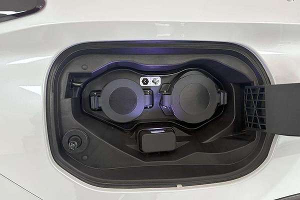 2025 Mitsubishi Outlander PHEV GSR ZM