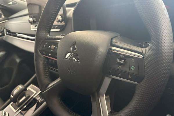 2025 Mitsubishi Outlander PHEV GSR ZM