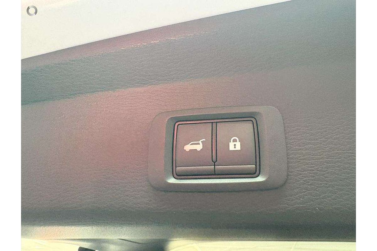 2025 Mitsubishi Outlander PHEV GSR ZM
