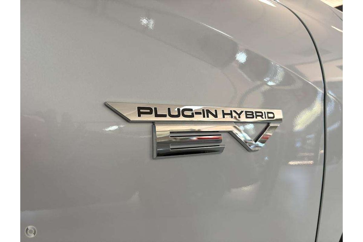 2025 Mitsubishi Outlander PHEV GSR ZM