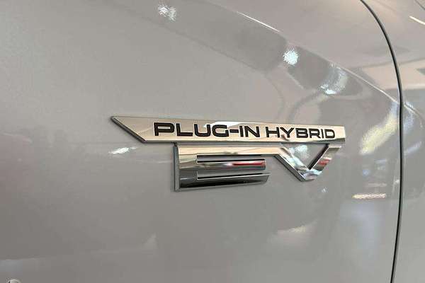 2025 Mitsubishi Outlander PHEV GSR ZM