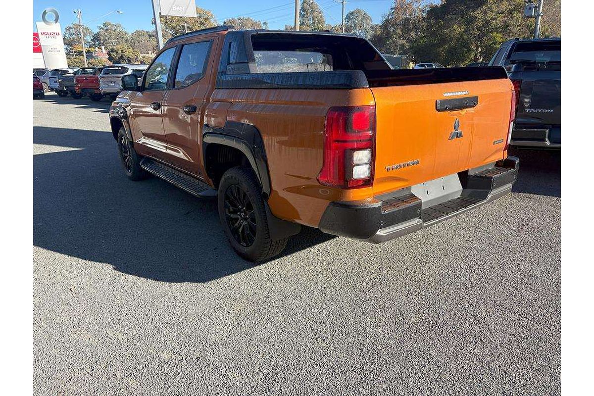 2025 Mitsubishi Triton GSR MV 4X4