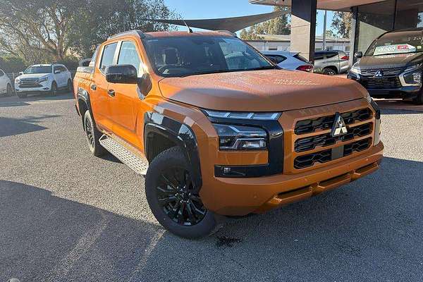 2025 Mitsubishi Triton GSR MV 4X4
