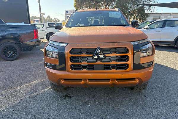 2025 Mitsubishi Triton GSR MV 4X4