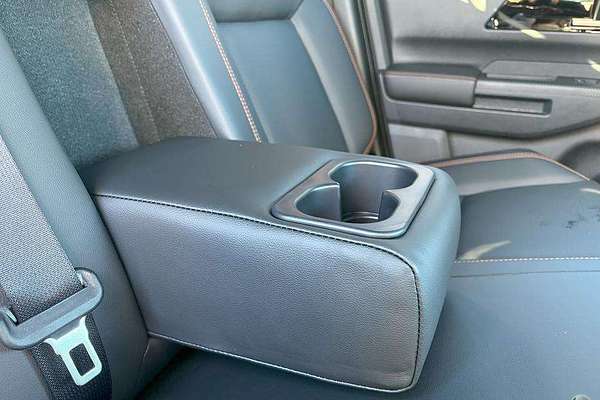 2025 Mitsubishi Triton GSR MV 4X4