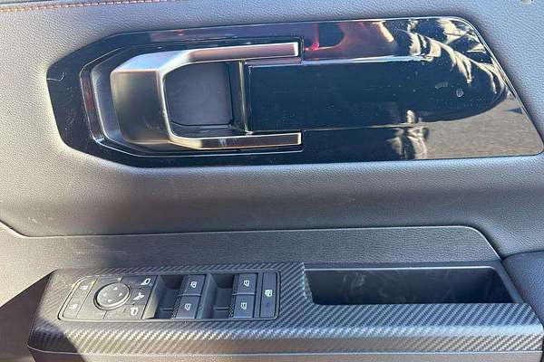 2025 Mitsubishi Triton GSR MV 4X4