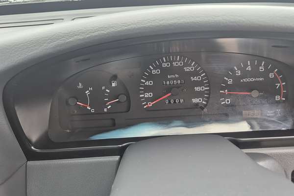 1993 Nissan Navara