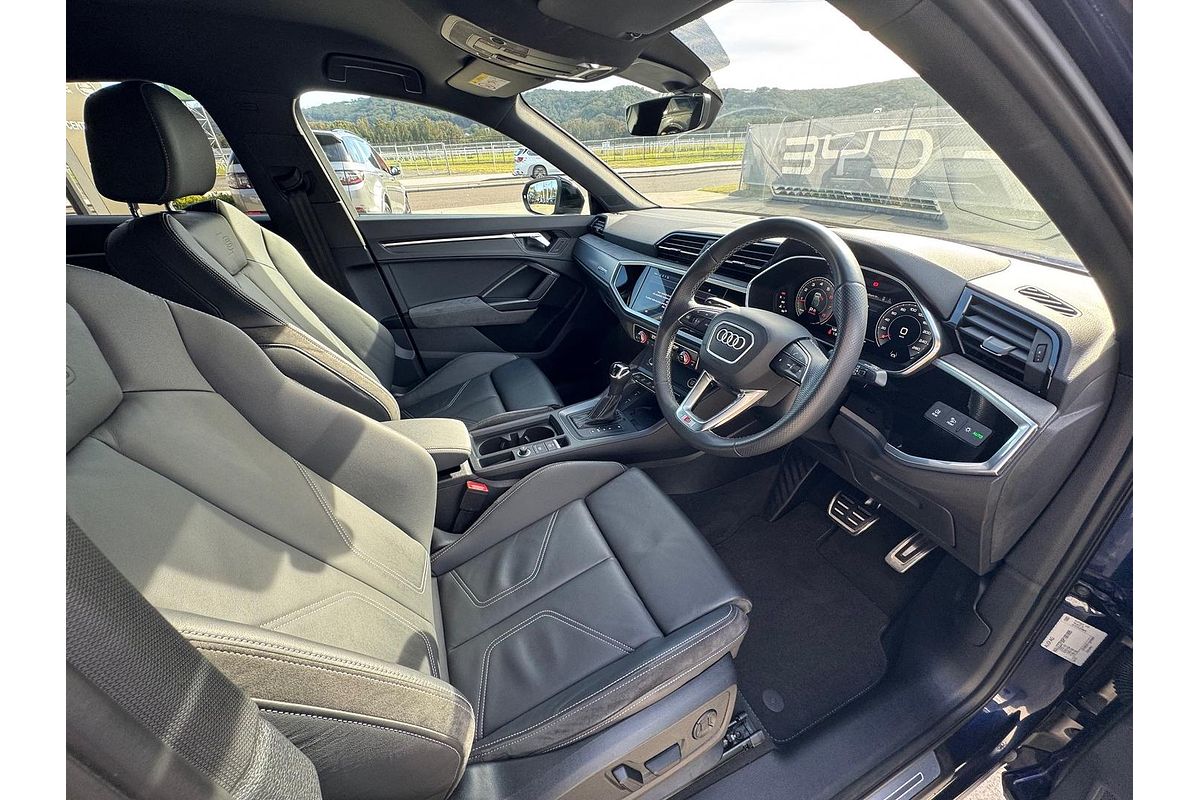 2022 Audi Q3 40 TFSI S line F3