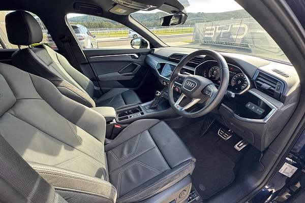 2022 Audi Q3 40 TFSI S line F3