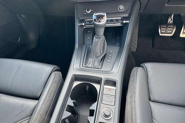 2022 Audi Q3 40 TFSI S line F3