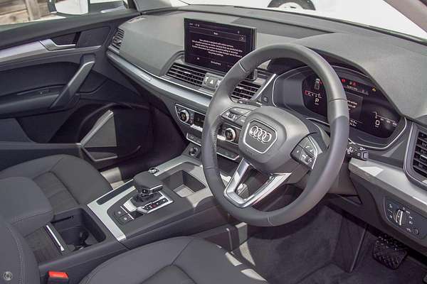 2023 Audi Q5 45 TFSI FY