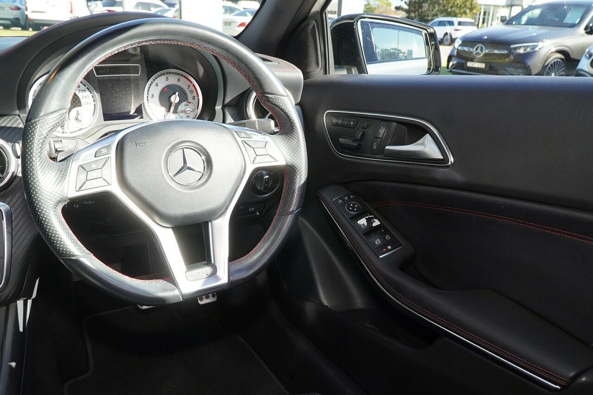 2015 Mercedes-Benz A-Class A200 W176