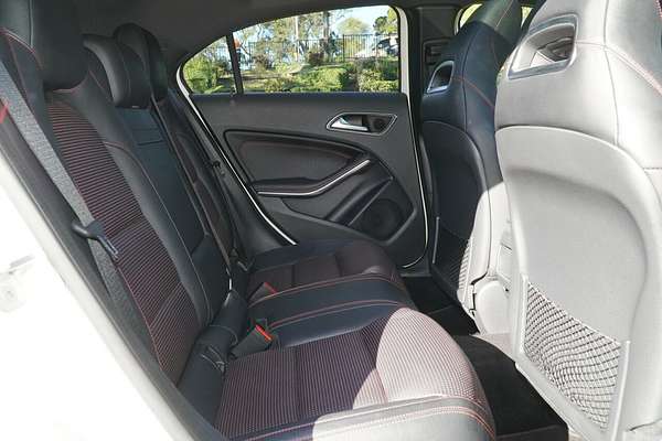 2015 Mercedes-Benz A-Class A200 W176