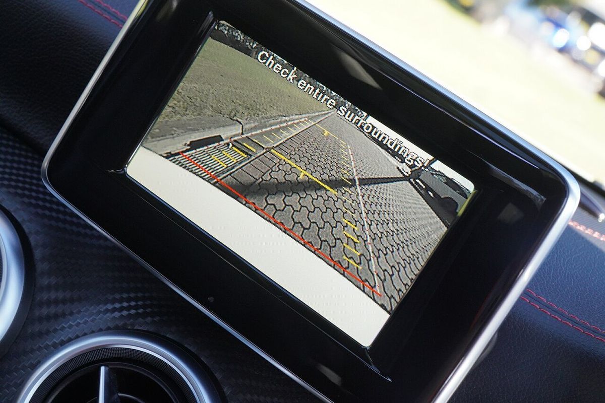2015 Mercedes-Benz A-Class A200 W176