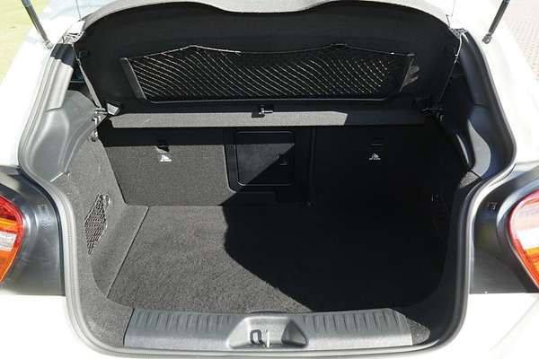 2015 Mercedes-Benz A-Class A200 W176