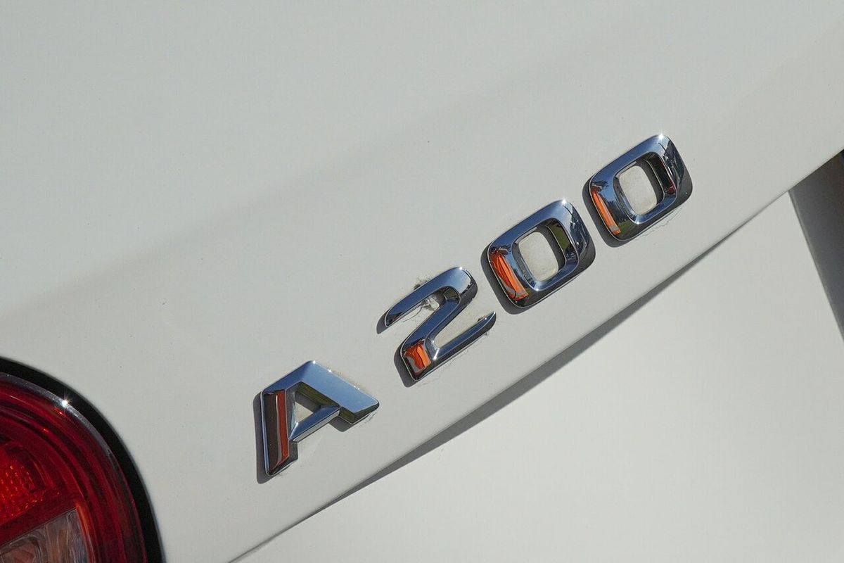 2015 Mercedes-Benz A-Class A200 W176
