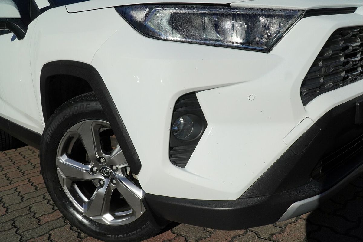 2020 Toyota RAV4 GXL MXAA52R