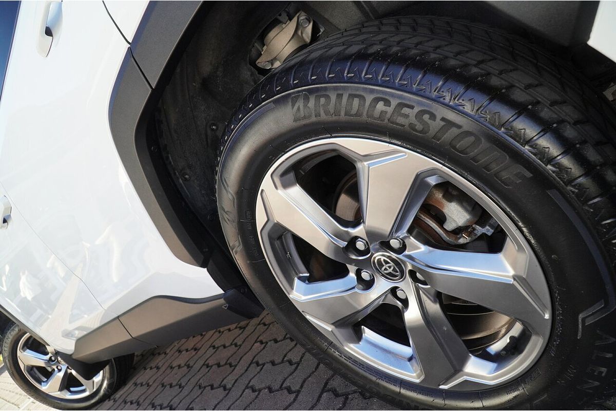 2020 Toyota RAV4 GXL MXAA52R