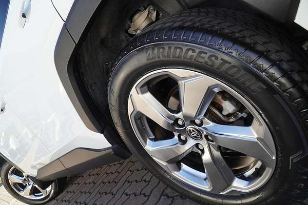 2020 Toyota RAV4 GXL MXAA52R